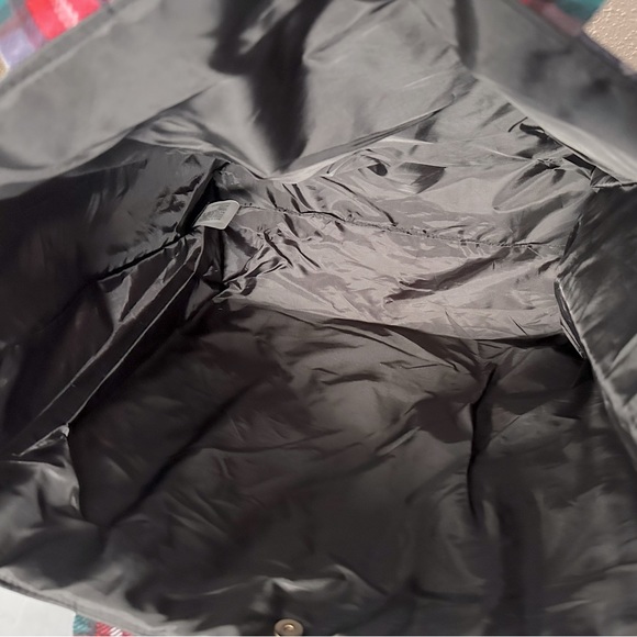 NWT 🎄Super Cute Victoria’s Secret Christmas Plaid & Sherpa Tote Bag - Picture 3 of 3